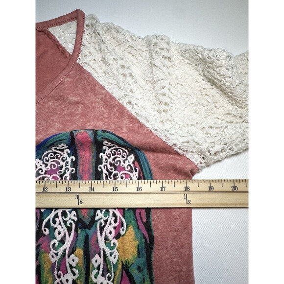 Southern Grace Walk By Faith Cowboy Boot Coral Pink Crochet Shirt Women's SMALL - Picture 13 of 13